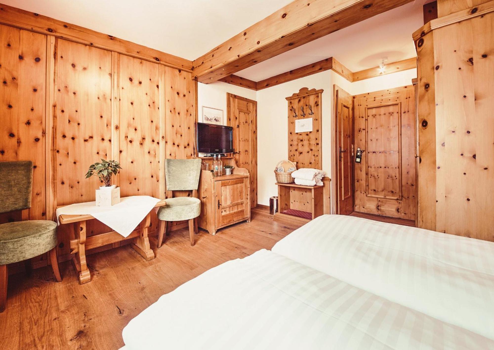 Hotel Gluecksschmiede - Hinterglemm 잘바흐 힌터글렘 객실 사진
